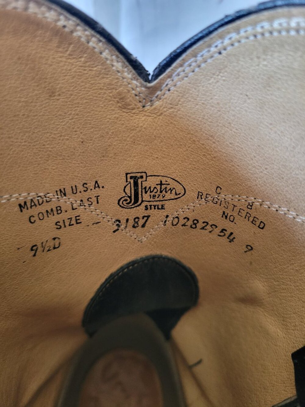 Justin 3187 Black Bull Hide Roper Boots, Men’s 9.5 Made in USA Western Cowboy - Picture 4 of 9